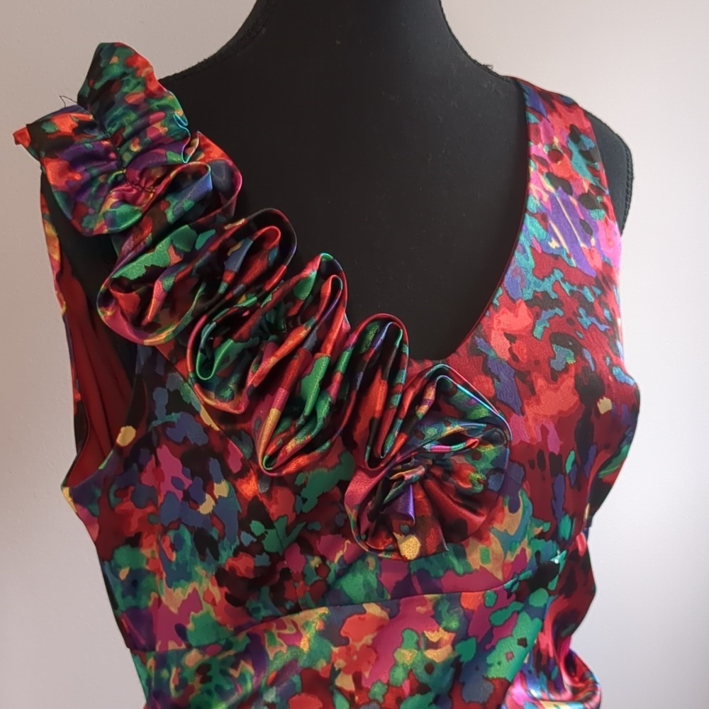 LONDON TIMES  Sleeveless V Neck Dress with Ruffle - 10 - Picture 4 of 9